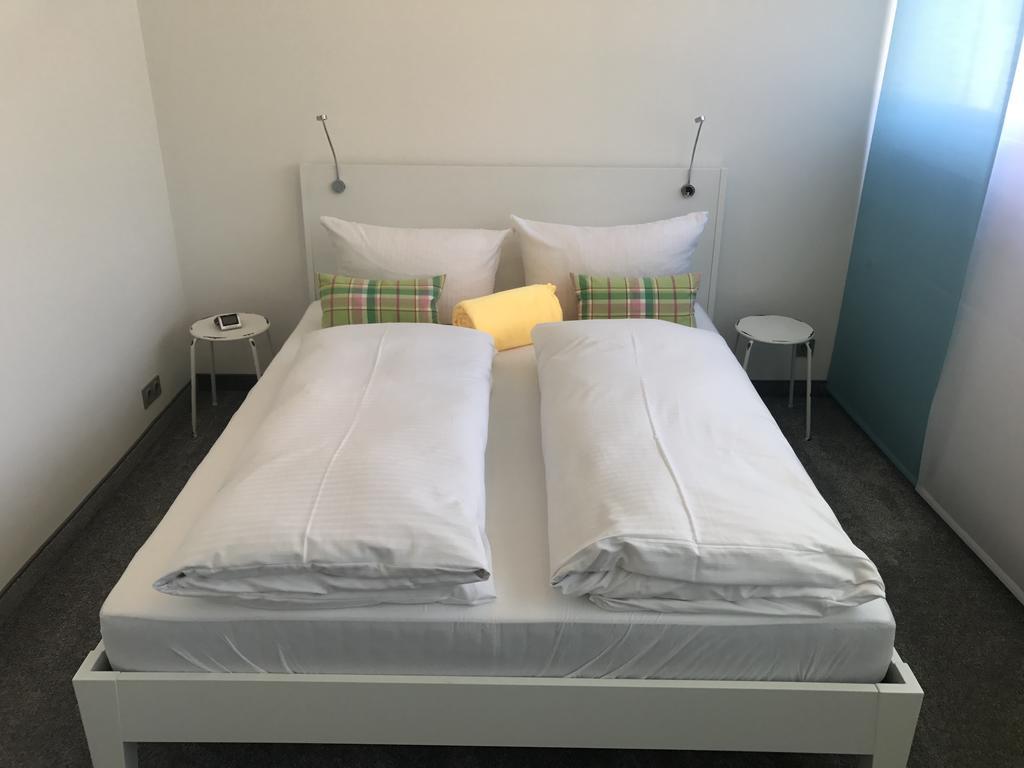 Wohnung Edelweiss - Wohnen Auf Zeit - Homeoffice - Nah Am See - Buchbar Ab 28 Naechte Шлирзее Екстериор снимка